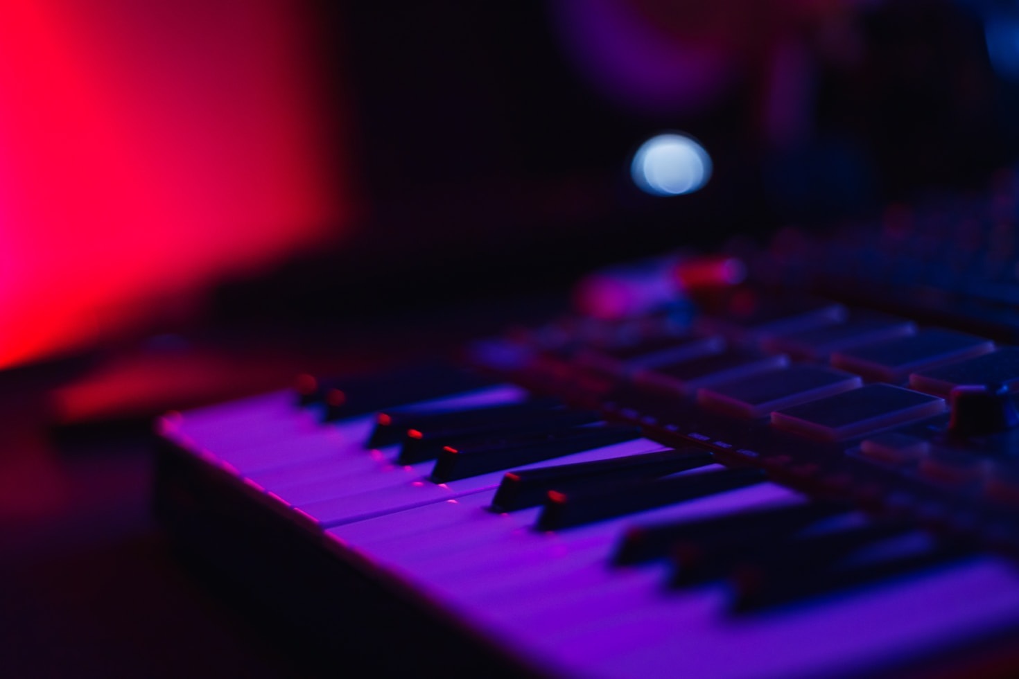 Visual Artistry in Music: BRUNRYN’s Vision